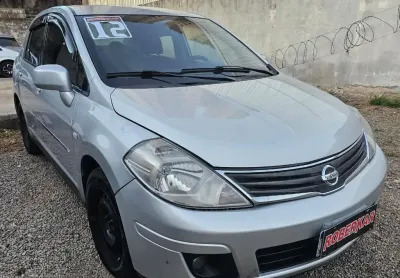 Nissan tiida 1.8 2012