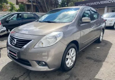 Nissan versa 16sl flex 2014