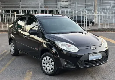 Ford fiesta rocam sedan 1.6 8v completo ano 2012 , carro impecável.