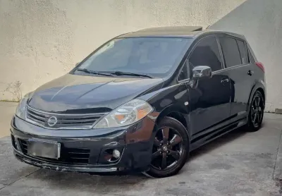Nissan nissan tiida 18s flex 2012