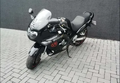 Suzuki gsx 750 f
