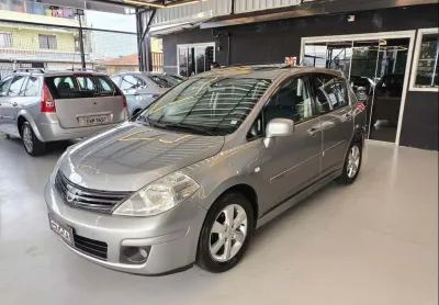 Nissan  tiida 18sl flex 2013