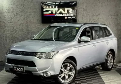 Mitsubishi outlander 2.0 2015
