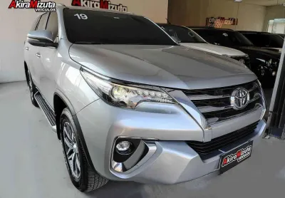 Toyota sw4 srx 2.8 7 lugares  2019 prata   diesel 