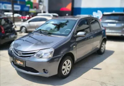 Toyota etios 1.3 xs 16v - 2012/2013