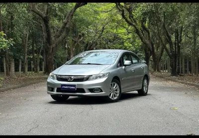 Honda civic lxs at 2015
