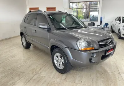 Tucson 2.0 mpfi gl 16v 2wd gasolina 4p automático