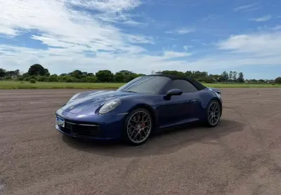 Porsche 911 carrera sc 2020