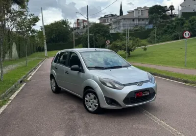 Fiesta Hatch 1.0 IMPERDÍVEL!! 