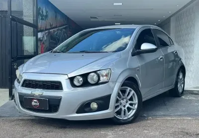 Chevrolet Sonic 1.6 LTZ 2012 (Completo e muito bem conservado)