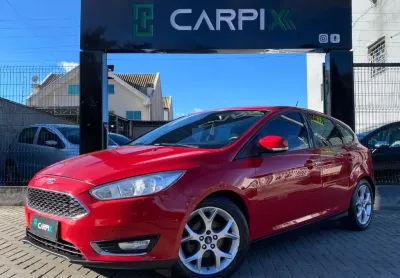 Ford fucus hatch 2.0
