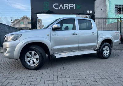 Toyota hilux 3.0 sr 4x4 2013 abaixo da fipe , em excelente estado, manutenção em dia