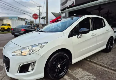 Peugeot 308 com teto panoramuico cambio  manual 2015 impecavel