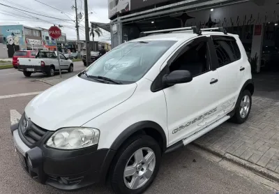 Lindo crossfox 1.6 para o dia a dia, bem cuidado, com garantia!