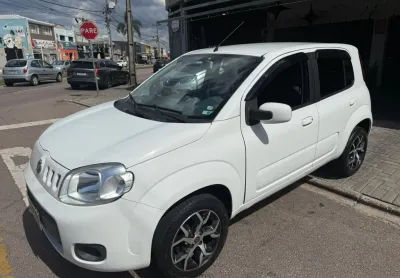 Fia uno economy 1.4 super cuidado, com multimidia, rodas de liga, garantia e docs em dia!!!