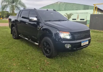 Ranger super cuidada, revisada e abaixo da fipe.