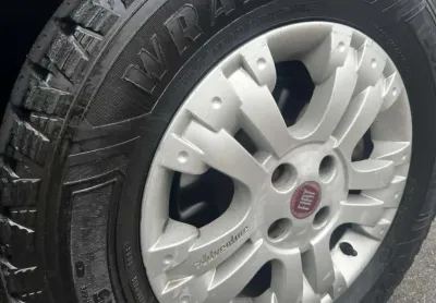 Fiat strada advent flex 2011