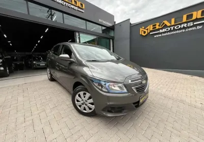 Onix hatch lt 1.4 8v flexpower 5p mec.