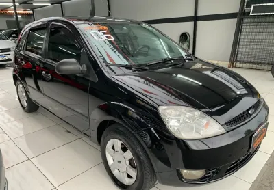 Fiesta hatch 1.6 completo 