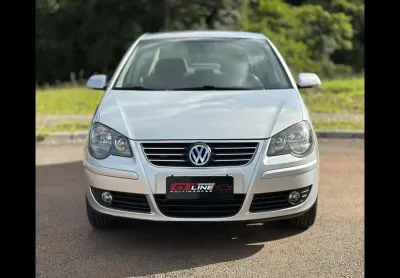 Volkswagen polo sedan 1.6 8v comfortline 4p 2012