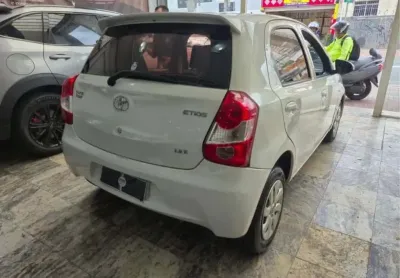 Toyota Etios 2014 1.3 x 16v flex 4p manual