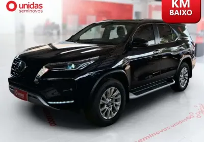 Toyota hilux sw4 2022 2.8 d-4d turbo diesel srx 7l 4x4 automático