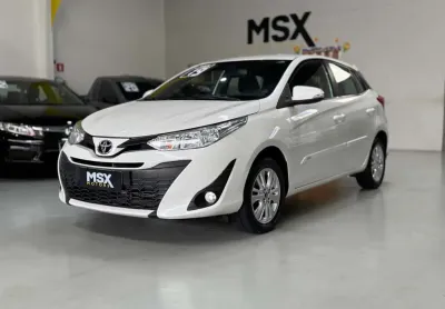 Toyota Yaris Flex Automático