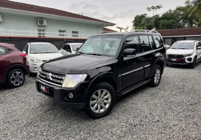 Mitsubishi pajero hpe full 3.2 4x4 t.i.dies. 5p aut  - preta - 2010/2011