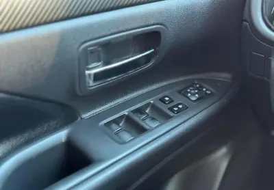 Mitsubishi outlander 2.0 16v 160cv aut.  - preta - 2014/2015