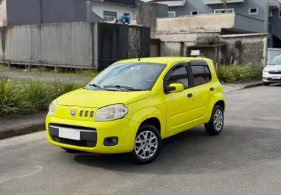 Fiat uno vivace celeb. 1.0 evo f.flex 8v 5p  - amarela - 2010/2011