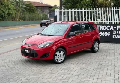 Ford fiesta 1.0 8v flex/class 1.0 8v flex 5p  - vermelha - 2012/2013