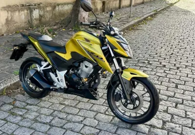 Honda cb300f twister abs 2024