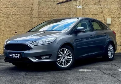 Ford focus se 2.0
