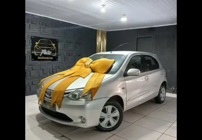 Toyota ETIOS XS  1.3 2013 Entrada R$7,900 + 60x  SIMULAÇÃO NO WHATSAPP