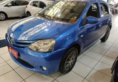 Toyota etios hb x 2014