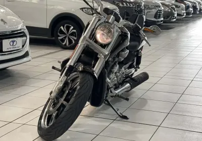 Harley-davidson vrscaw 2011