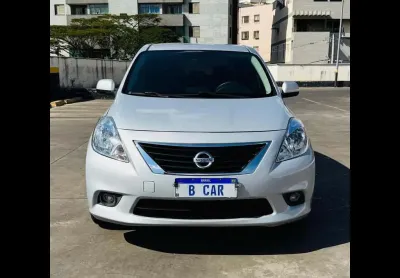 Nissan versa 16sv flex 2014