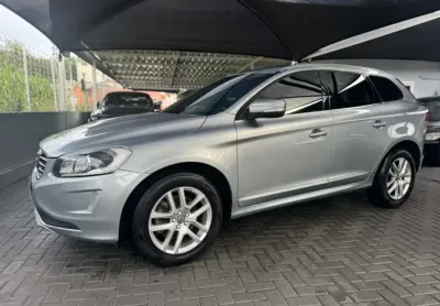 Volvo xc60 2.4 d5 momentum diesel awd 4p automático