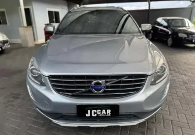 Volvo xc60 2.4 d5 momentum diesel awd 4p automático