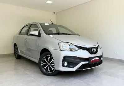 Toyota etios titanium 1.5 flex automatico baixo km 