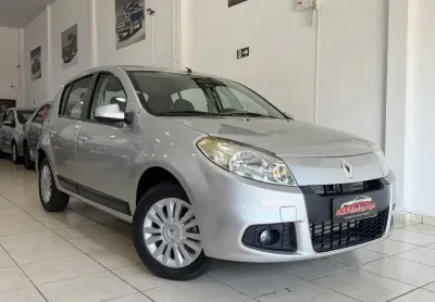 Renault Sandero Privilege 1.6 FLex Automatico 