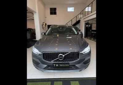 Xc 60 t-5 momentum 2.0 254cv awd 5p