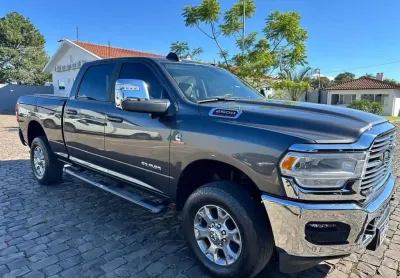 2500 laramie  6.7 tdi  cd 4x4 diesel