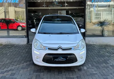 C3 tendance 2014 na cor branca com motor 1.5, carro completo, parabrisa panoramico com ampla visão
