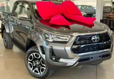 Toyota hilux cd srx plus 4x4 2.8 tdi die. aut. 2025