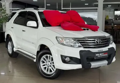 Toyota hilux sw4 3.0 srv 4x4 7 lugares 16v turbo intercooler diesel 4p aut 2015