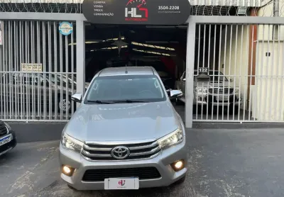 Toyota hilux cd srx 4x4 2.8 tdi 16v diesel aut.