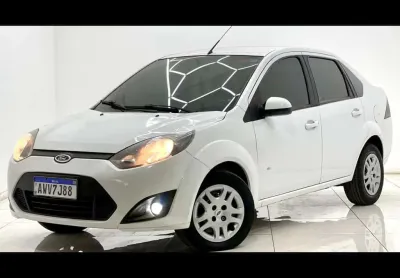 Ford fiesta sedan 1.6 flex mt 2014 completo