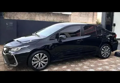 Corolla xei 2.0 flex 2023 automático baixo km completo chave reserva e manual