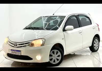 Etios hb xs 2013 completo, motor 1.3 super flex com manual do proprietário